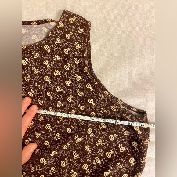 Elegant Cream and Brown Dress and short blouse set - Picture 9 of 11